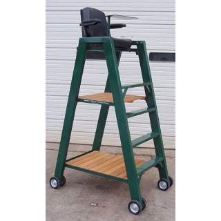 Douglas Classic Umpire Chair with Wheels