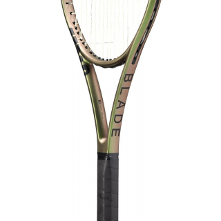 WR079511U Wilson Blade 100 v8 16x19 Tennis Racquet