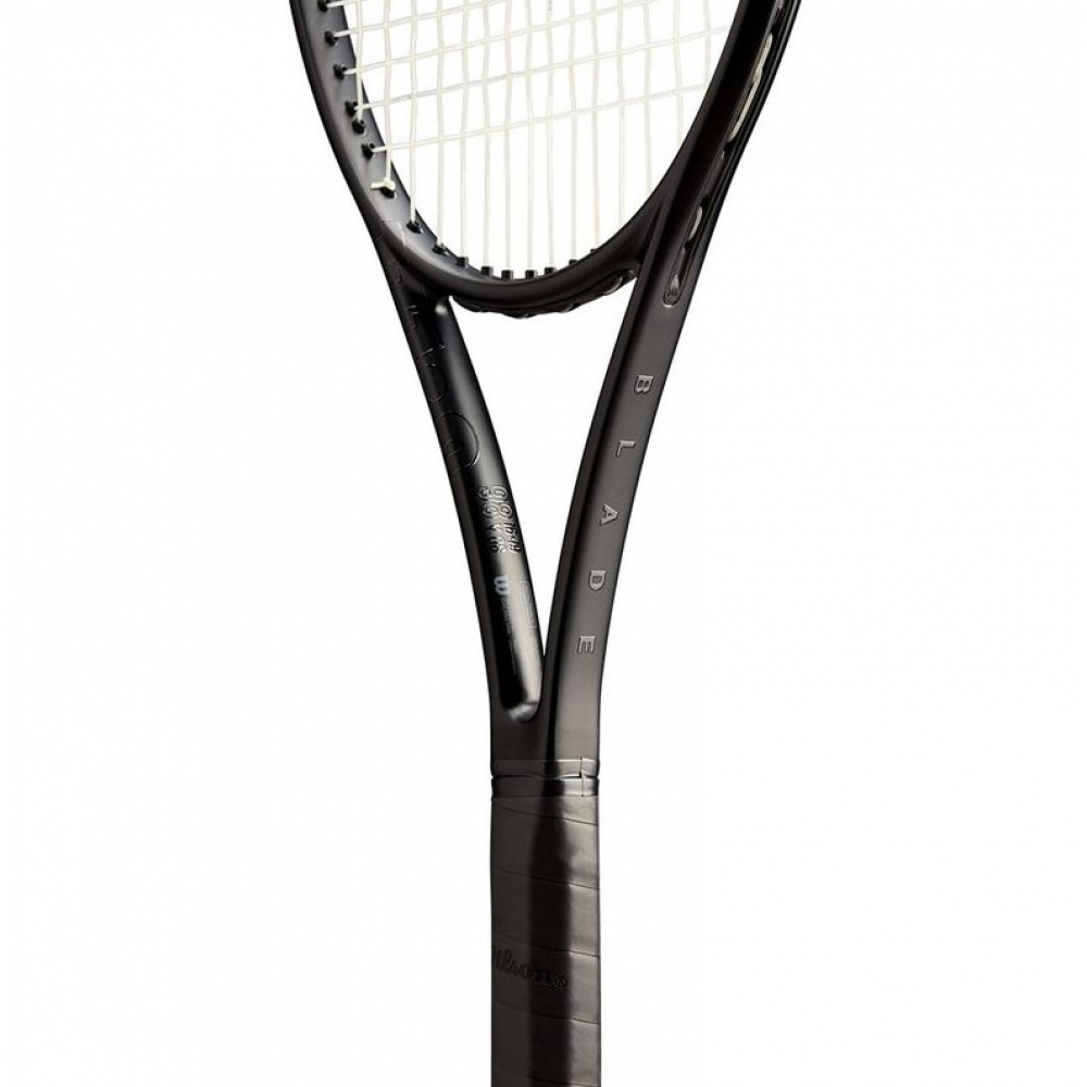 WR140811U Wilson Noir Blade 98 v8 16x19 LTD Tennis Racquet c