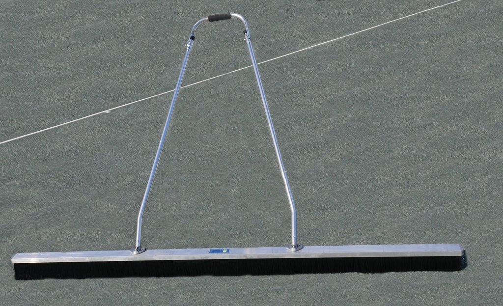 Court Drag Broom 250
