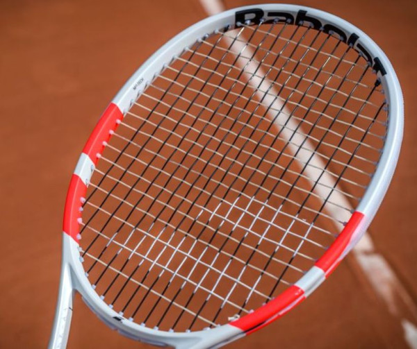How To Tell if You Need a New Tennis Racquet