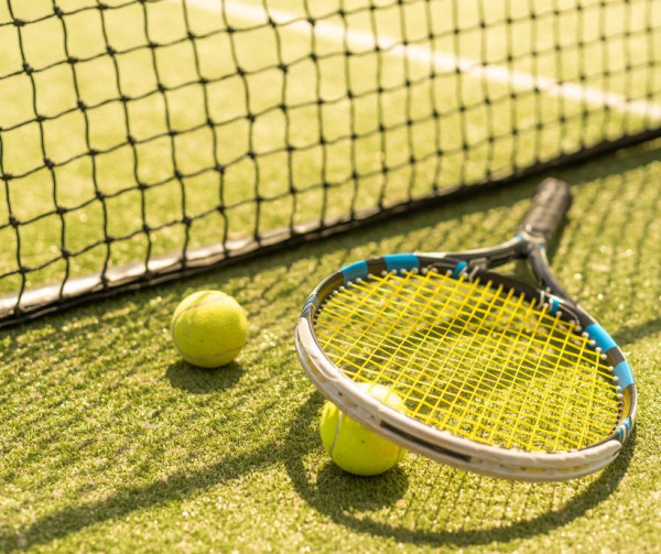The Benefits of Using a High-Quality Tennis Racquet
