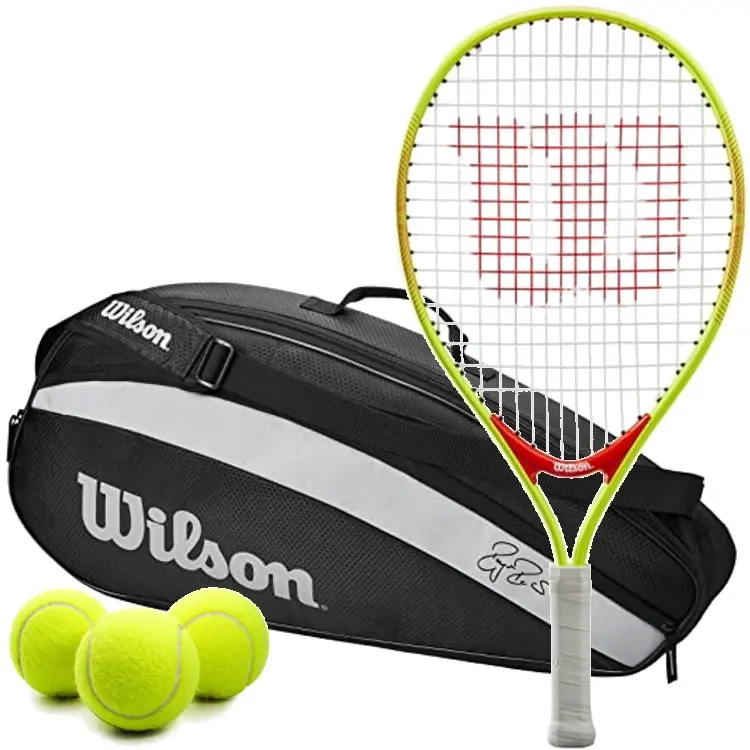 Wilson Roger Federer Junior Tennis Racquet Bundled w the Federer Team 3 Racquet Tennis Bag (Black) and 3 Tennis Balls