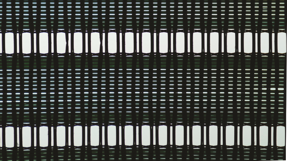 Courtmaster Classic Open Mesh 9' (85% Opacity)